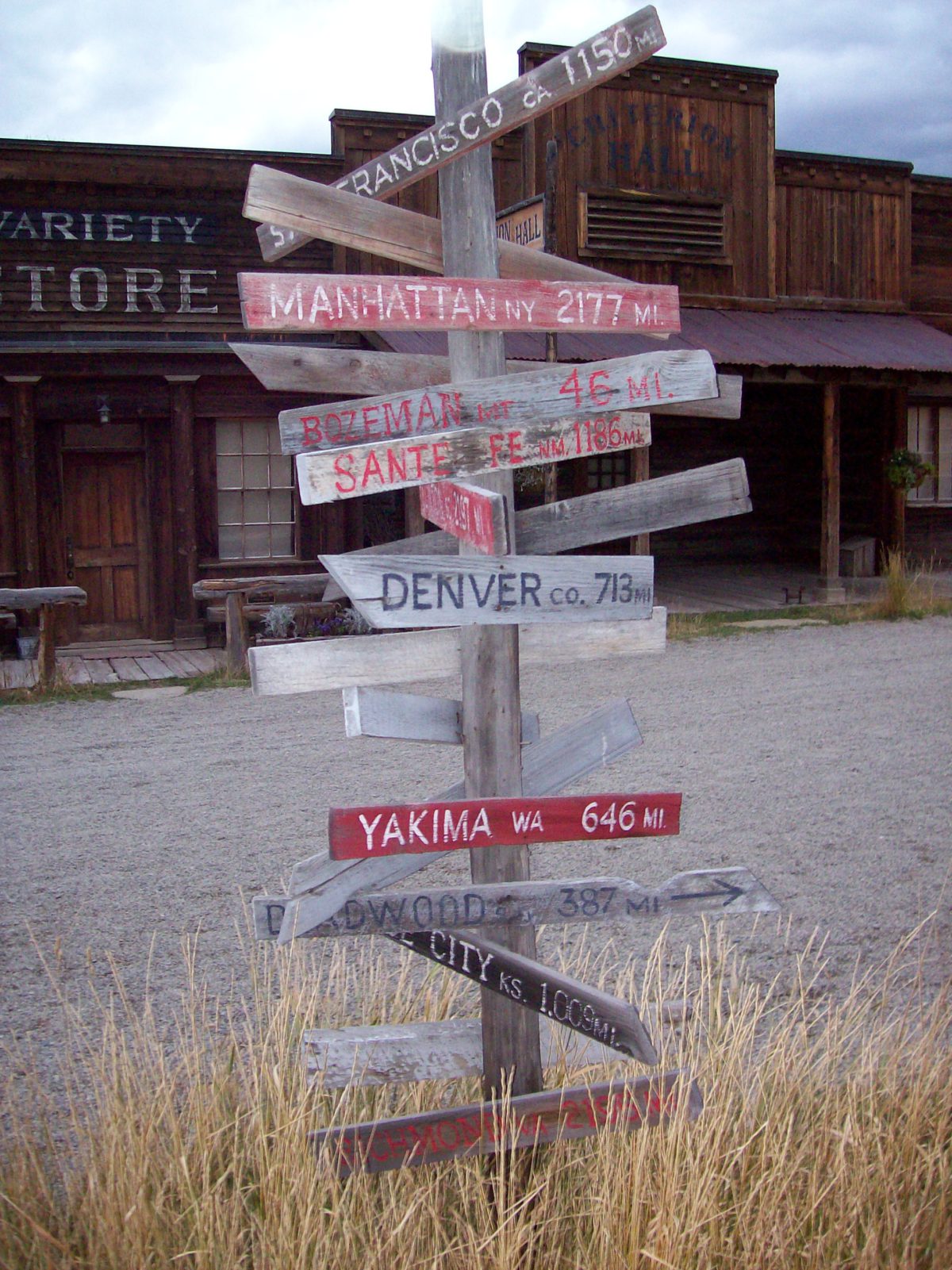 marlboro ranch signage